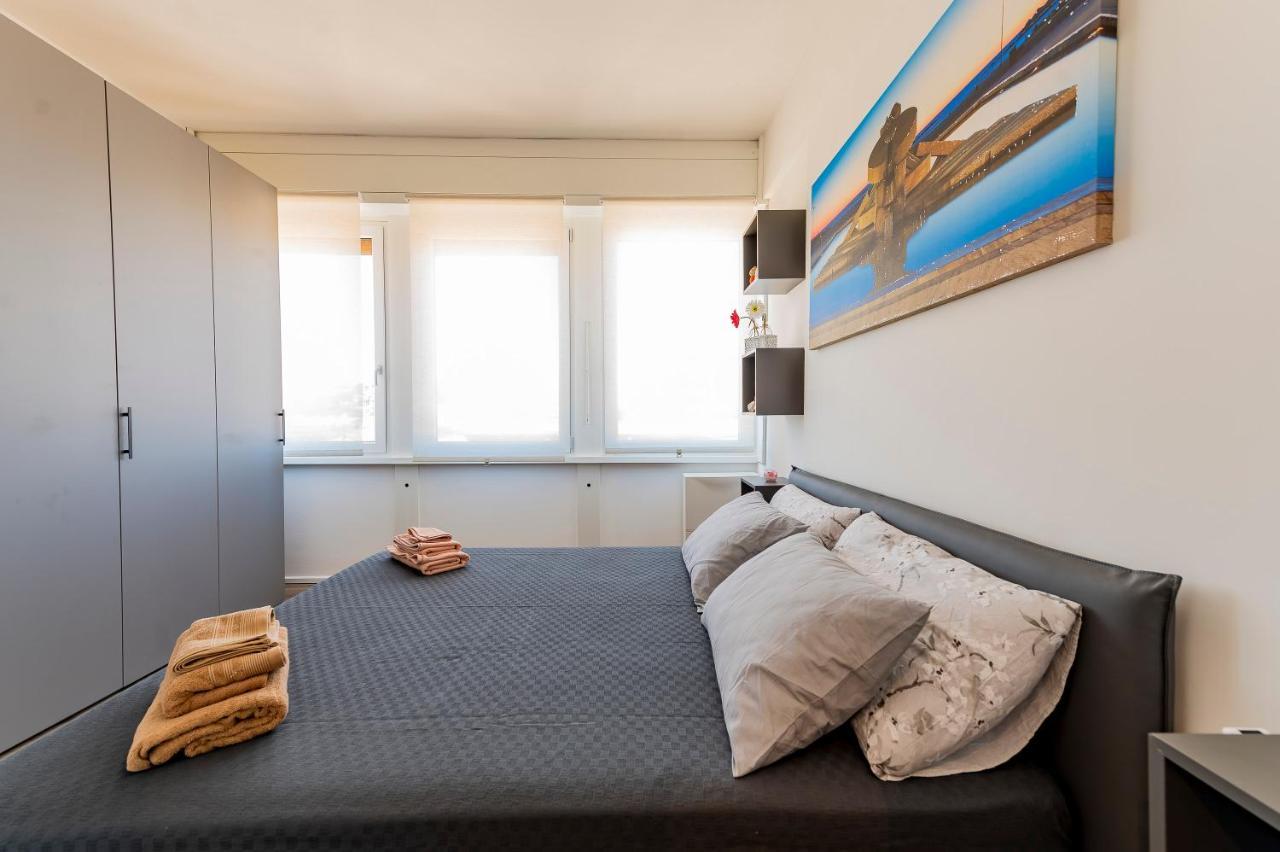 Piazza Salotto & Stazione Comfy Apartment Pescara Exteriör bild
