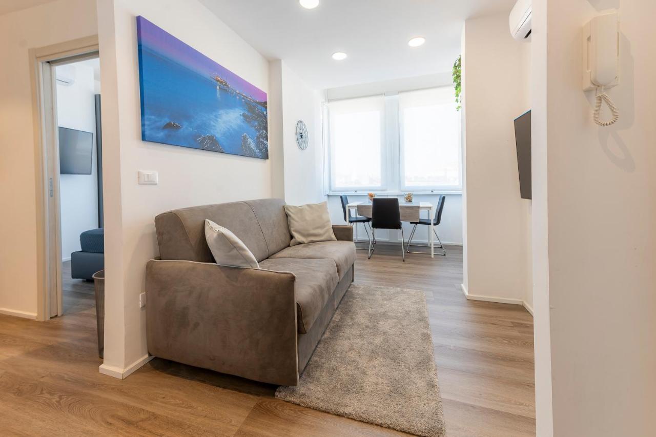 Piazza Salotto & Stazione Comfy Apartment Pescara Exteriör bild