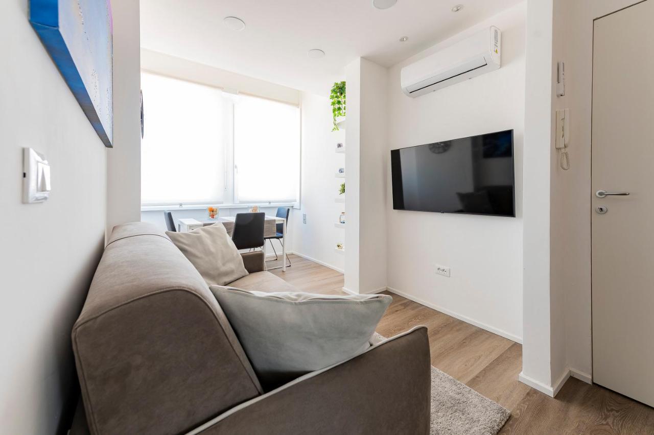 Piazza Salotto & Stazione Comfy Apartment Pescara Exteriör bild